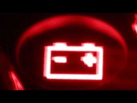 Почему горит лампочка зарядки аккумулятора в машине?