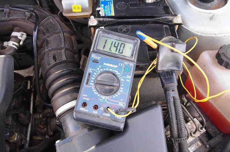 Как заряжать автомобильный аккумулятор: сколько времени и каким устройством | avtotachki
