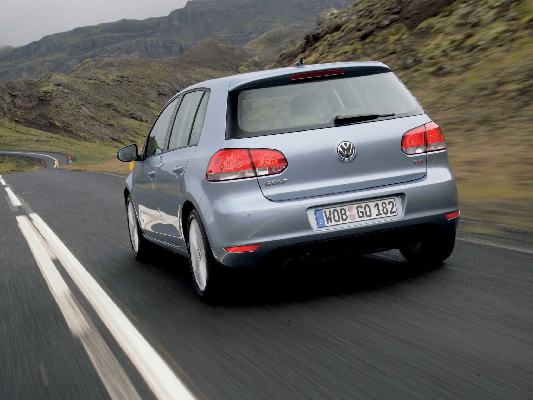 Volkswagen показал новый golf универсал