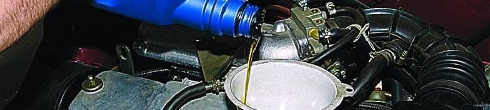 Замена масла в двигателе ваз 2115 своими руками: какое и сколько литров нужно заливать, видео о том, когда и как поменять смазку